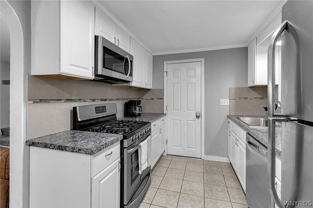 87 Virginia Road, Cheektowaga, NY 14225