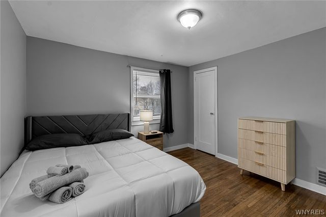 87 Virginia Road, Cheektowaga, NY 14225