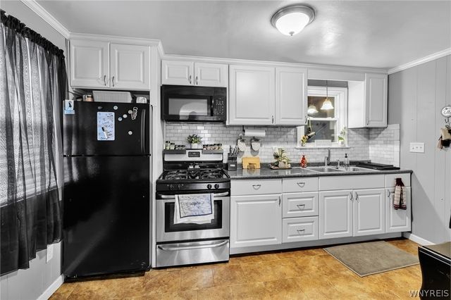 87 Virginia Road, Cheektowaga, NY 14225