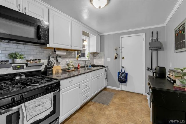 87 Virginia Road, Cheektowaga, NY 14225