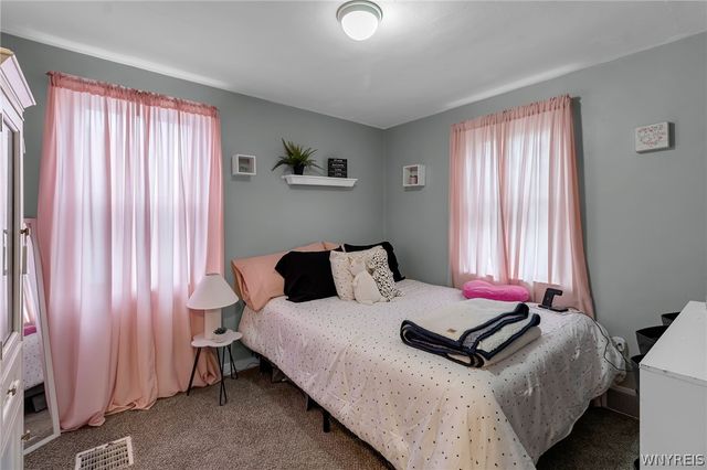 87 Virginia Road, Cheektowaga, NY 14225