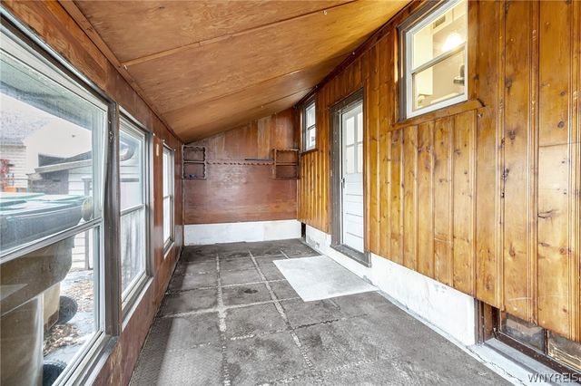 87 Virginia Road, Cheektowaga, NY 14225