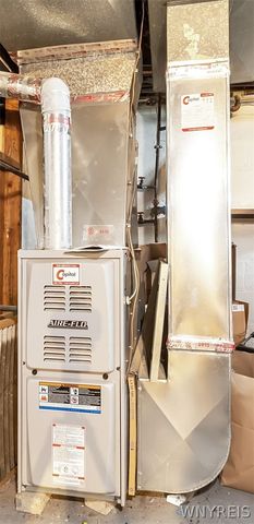 87 Virginia Road, Cheektowaga, NY 14225