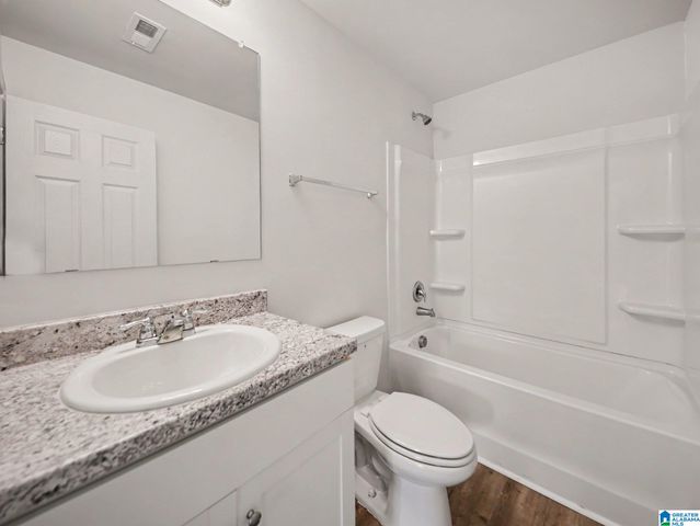 135 HUNTERS COVE, Odenville, AL 35120