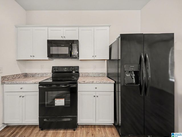 135 HUNTERS COVE, Odenville, AL 35120