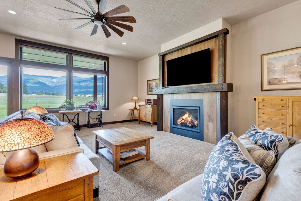 2339 Hamby Lane, Victor, MT 59875 photo 10