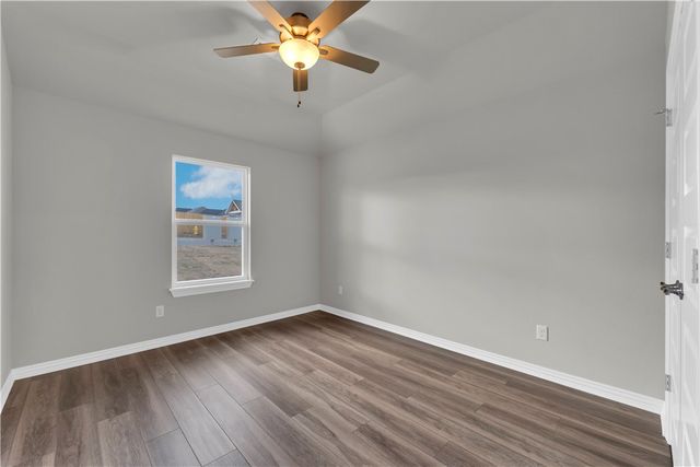 195 Tonya Loop, Huntsville, AR 72740