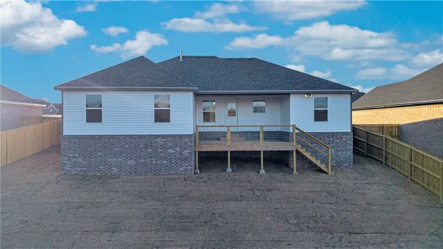 195 Tonya Loop, Huntsville, AR 72740