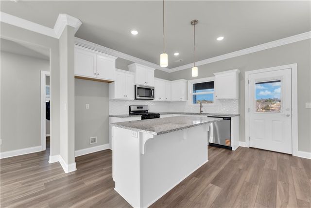 195 Tonya Loop, Huntsville, AR 72740