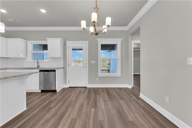 195 Tonya Loop, Huntsville, AR 72740