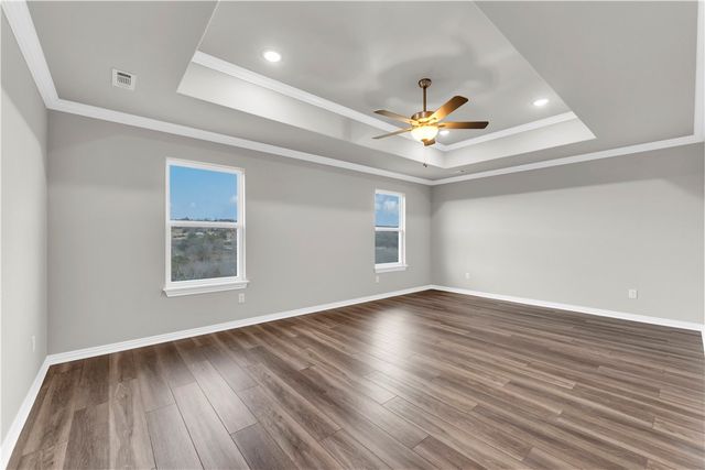 195 Tonya Loop, Huntsville, AR 72740