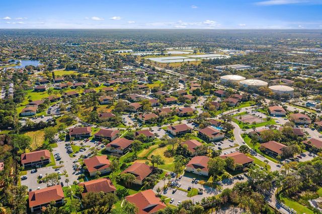 6540 Chasewood Drive F, Jupiter, FL 33458
