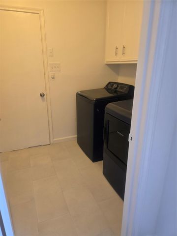 7622 Teal Run Drive, Houston, TX 77071