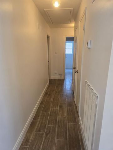7622 Teal Run Drive, Houston, TX 77071