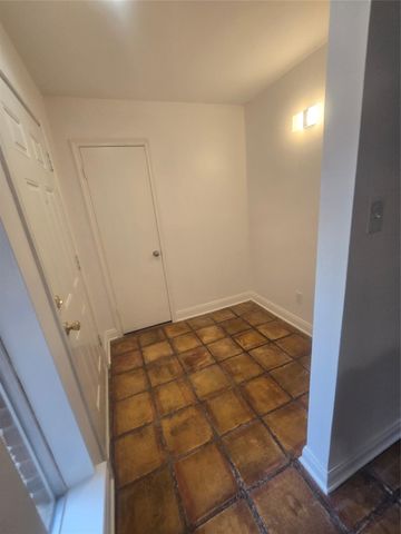 7622 Teal Run Drive, Houston, TX 77071