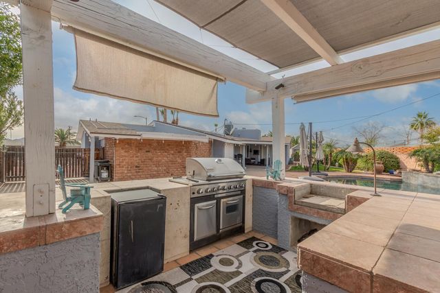 3730 E Kings Avenue, Phoenix, AZ 85032