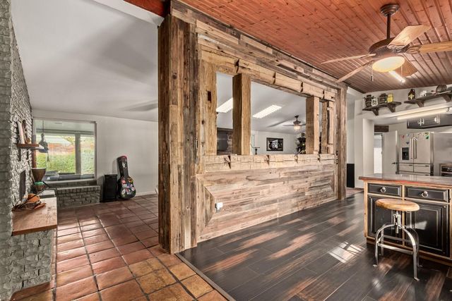 3730 E Kings Avenue, Phoenix, AZ 85032