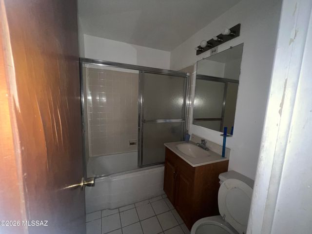 5038 E Baker Street, Tucson, AZ 85711