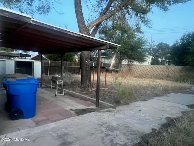 5038 E Baker Street, Tucson, AZ 85711
