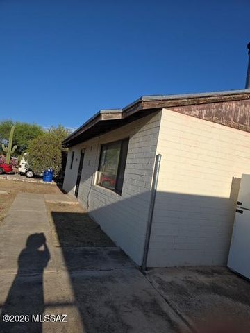 5038 E Baker Street, Tucson, AZ 85711