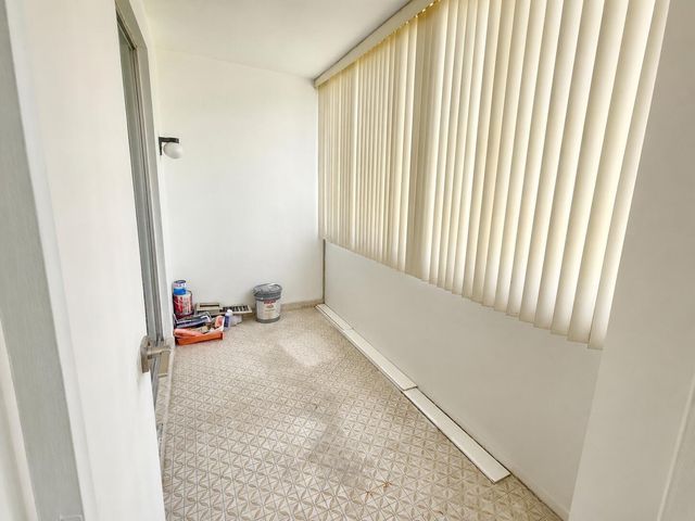 1401 NE Miami Gardens Drive 180, Miami, FL 33179