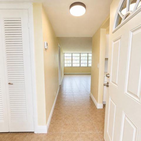 1401 NE Miami Gardens Drive 180, Miami, FL 33179