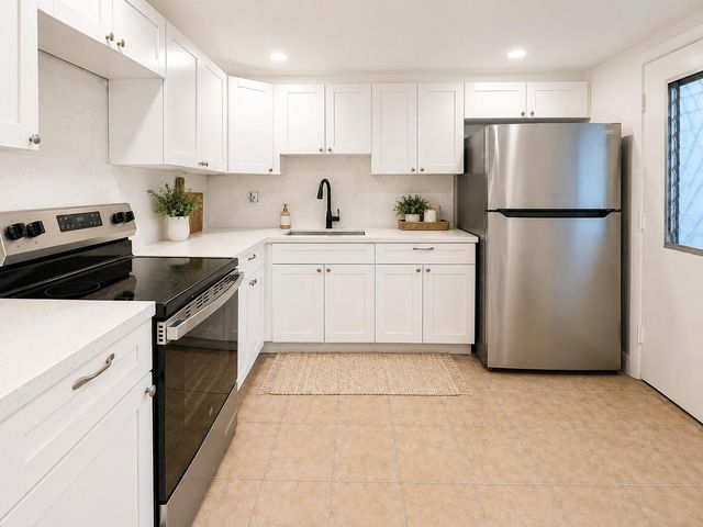 1401 NE Miami Gardens Drive 180, Miami, FL 33179