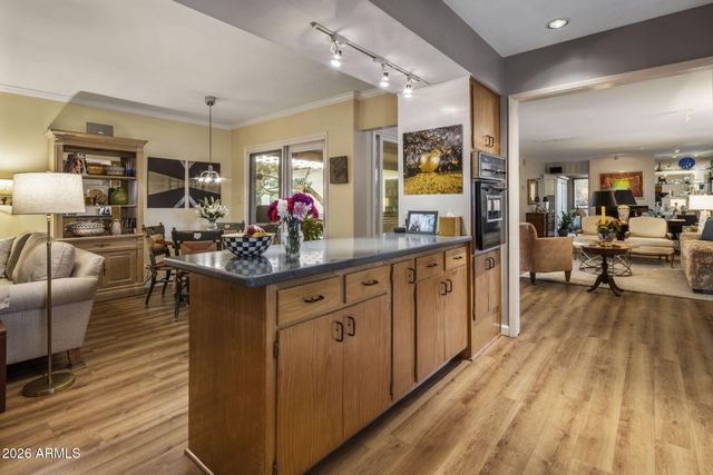 3611 N 53rd Street, Phoenix, AZ 85018