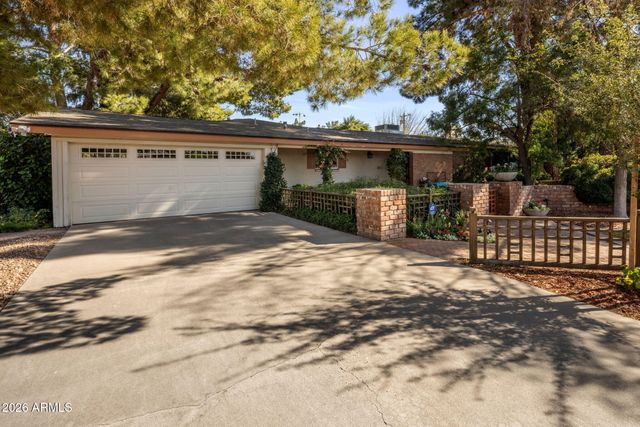 3611 N 53rd Street, Phoenix, AZ 85018