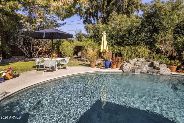 3611 N 53rd Street, Phoenix, AZ 85018