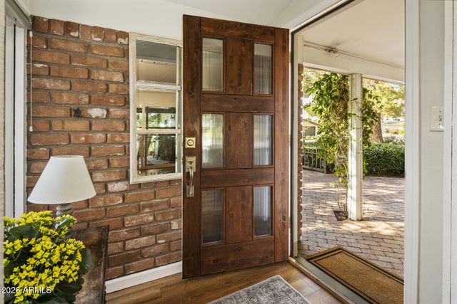 3611 N 53rd Street, Phoenix, AZ 85018