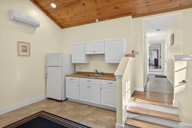 695 Cable Road, Eastham, MA 02642