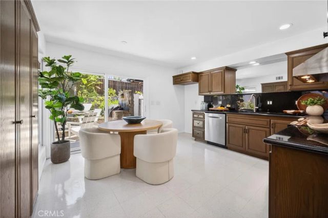 13132 Barrett Hill Circle, North Tustin, CA 92705