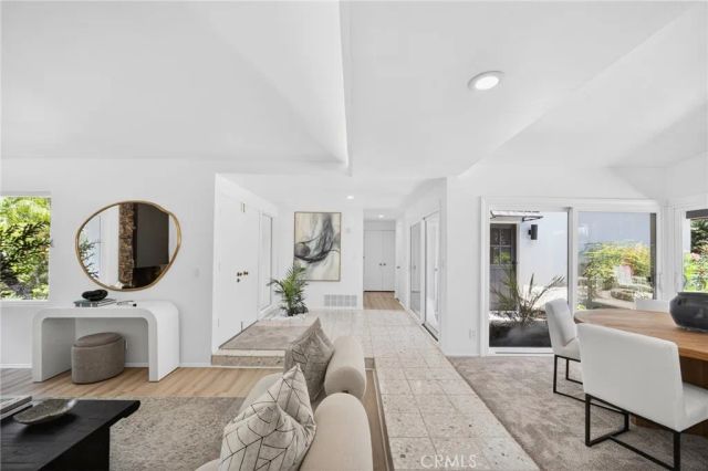 13132 Barrett Hill Circle, North Tustin, CA 92705