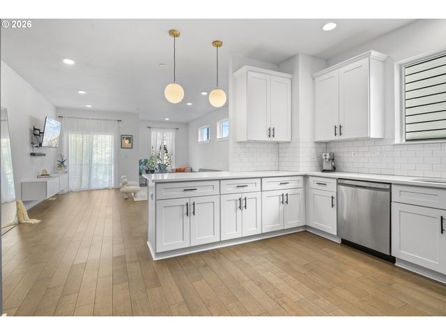 4209 Se 80TH Ave, Portland, OR 97206