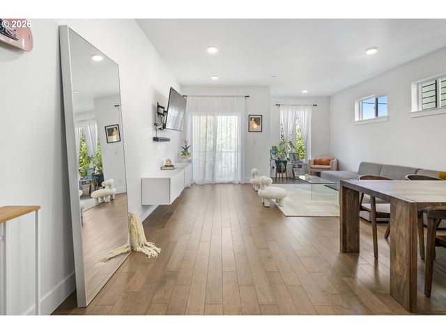 4209 Se 80TH Ave, Portland, OR 97206