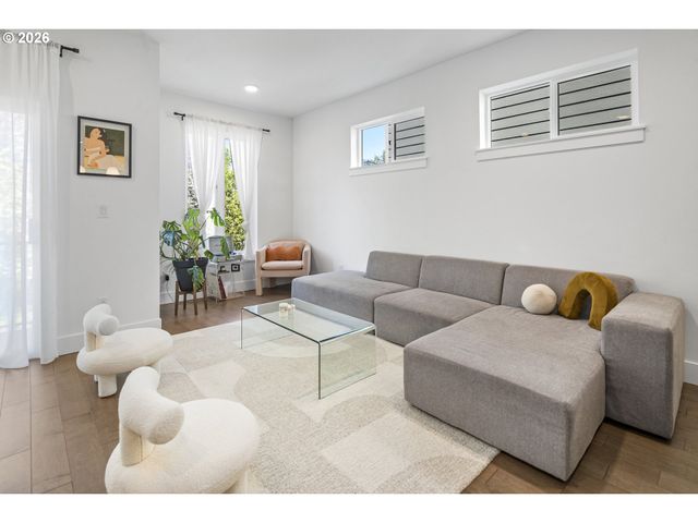 4209 Se 80TH Ave, Portland, OR 97206