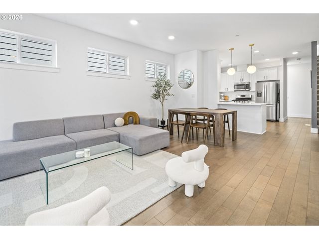 4209 Se 80TH Ave, Portland, OR 97206