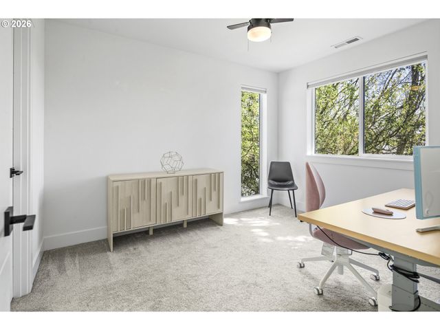 4209 Se 80TH Ave, Portland, OR 97206