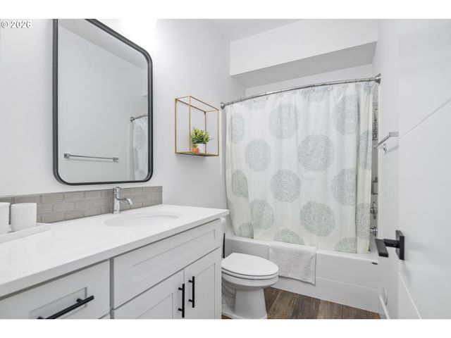 4209 Se 80TH Ave, Portland, OR 97206