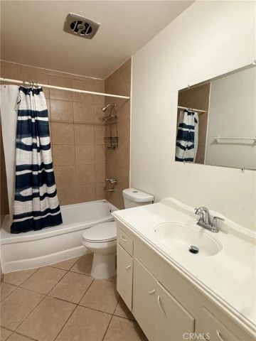 3030 Topaz Lane A, Fullerton, CA 92831