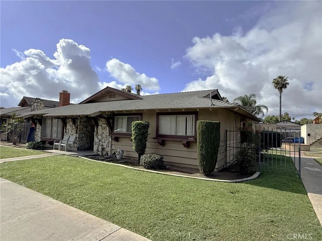 3030 Topaz Lane A, Fullerton, CA 92831