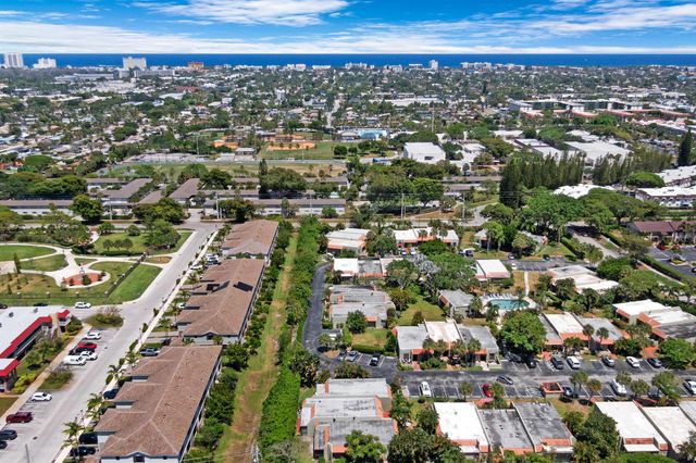 153 SE 7th Street G-1, Deerfield Beach, FL 33441