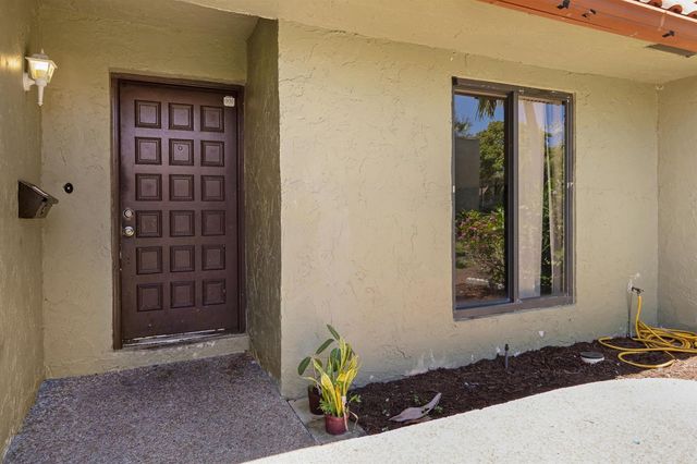 153 SE 7th Street G-1, Deerfield Beach, FL 33441