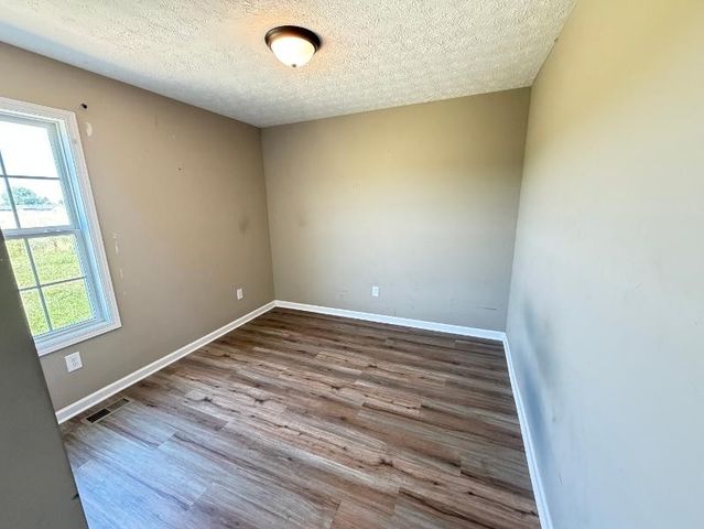 332 Slagtown Rd, Cowan, TN 37318