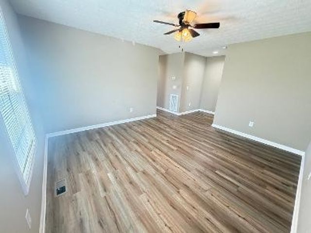 332 Slagtown Rd, Cowan, TN 37318