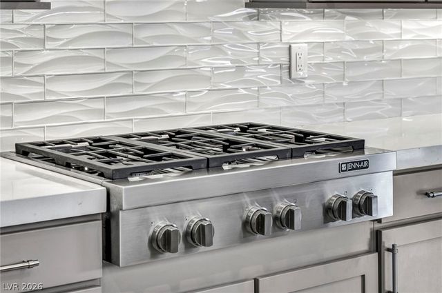 6675 DESERT CRIMSON Street, Las Vegas, NV 89148