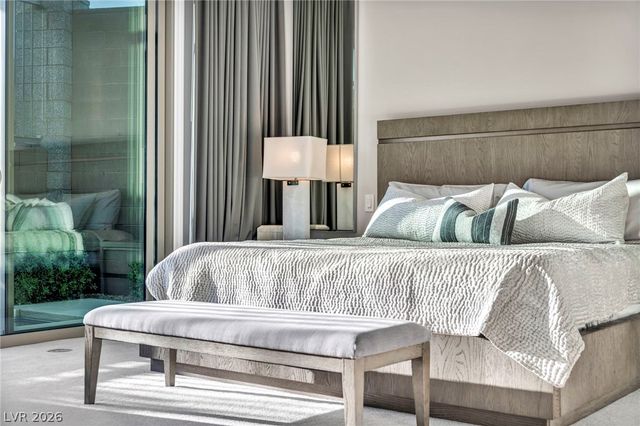 6675 DESERT CRIMSON Street, Las Vegas, NV 89148