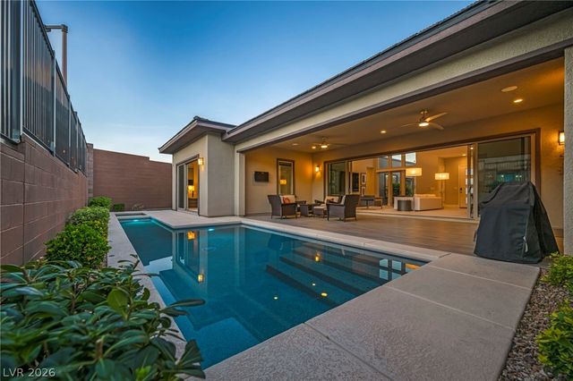 6675 DESERT CRIMSON Street, Las Vegas, NV 89148