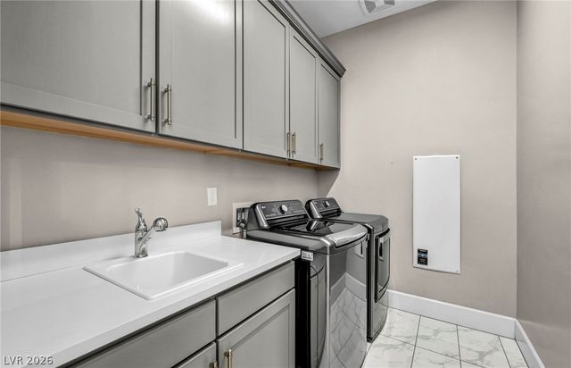 6675 DESERT CRIMSON Street, Las Vegas, NV 89148